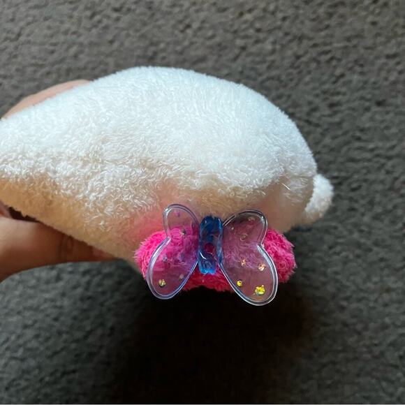 Hello Kitty 2004 Plush Stuffed Animal - Picture 3 of 5